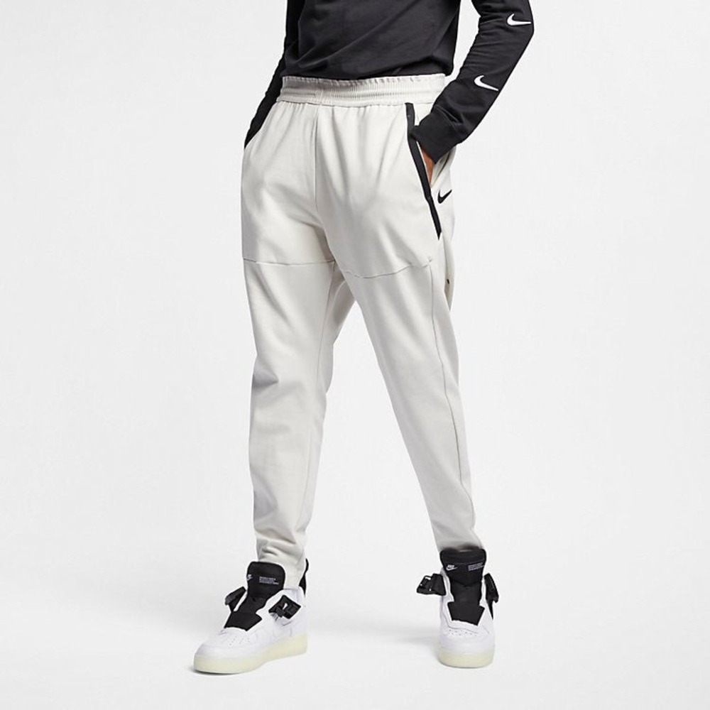 Nike Men's “tech pack” Jogger Pants - new with tags size XL